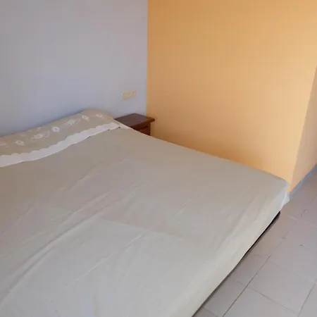 Apartman Tulipanes *
